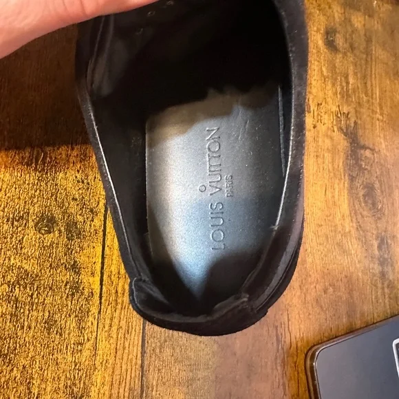 Authentic Men’s Sneaker Louis VuittonSize 7 /L 0019/Leather/Black without box